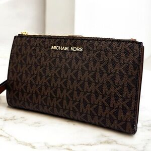 Michael Kors Large Jet Set Travel Double Zip Wallet Brown Signature